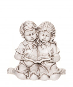 TYTTÖ ja POIKA lukemassa 602645