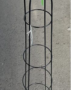 Obeliski pyöreä 121cm PY88