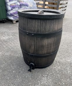 Vesitynnyri tammijäljitelmä